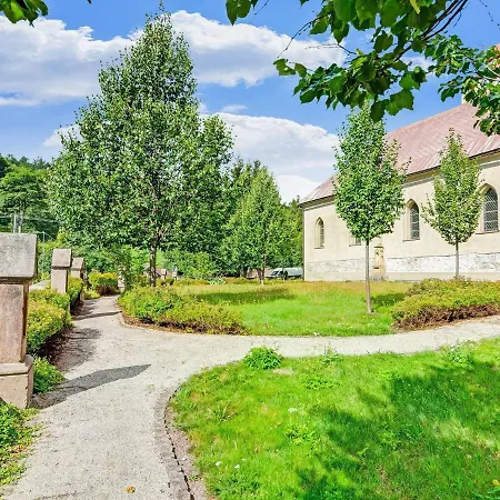 Lavish Near Area In *