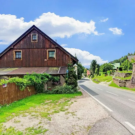 Lavish Near Area In Holiday home
